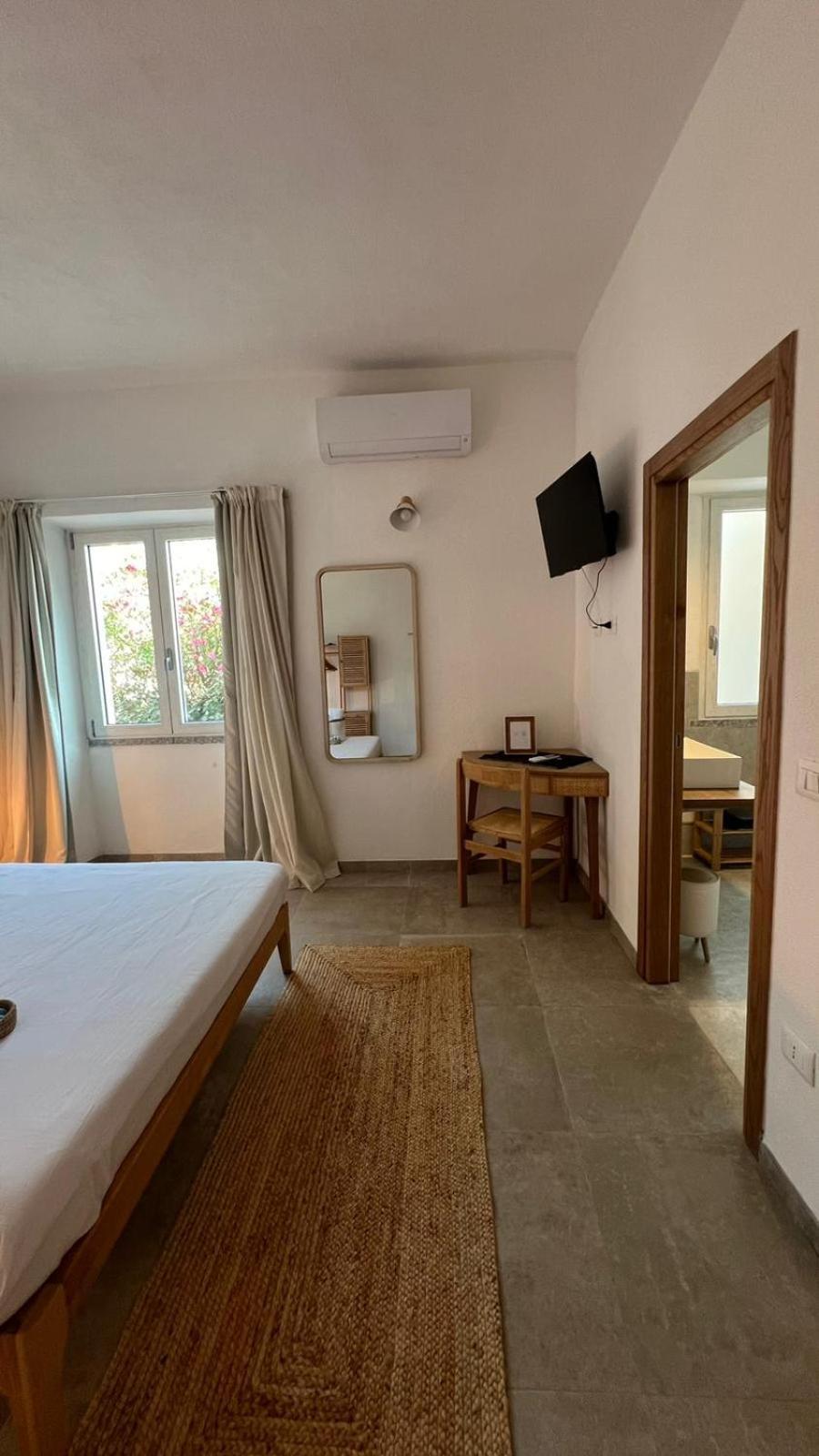 Bed and Breakfast Il Mandorlo Santa Teresa Gallura Exterior foto